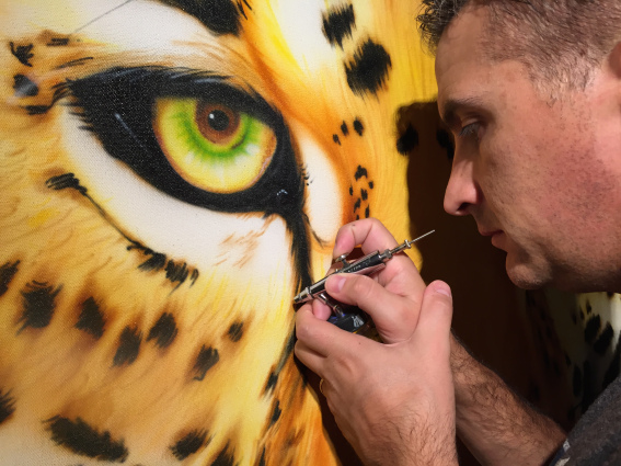 Airbrush Painting Leopard